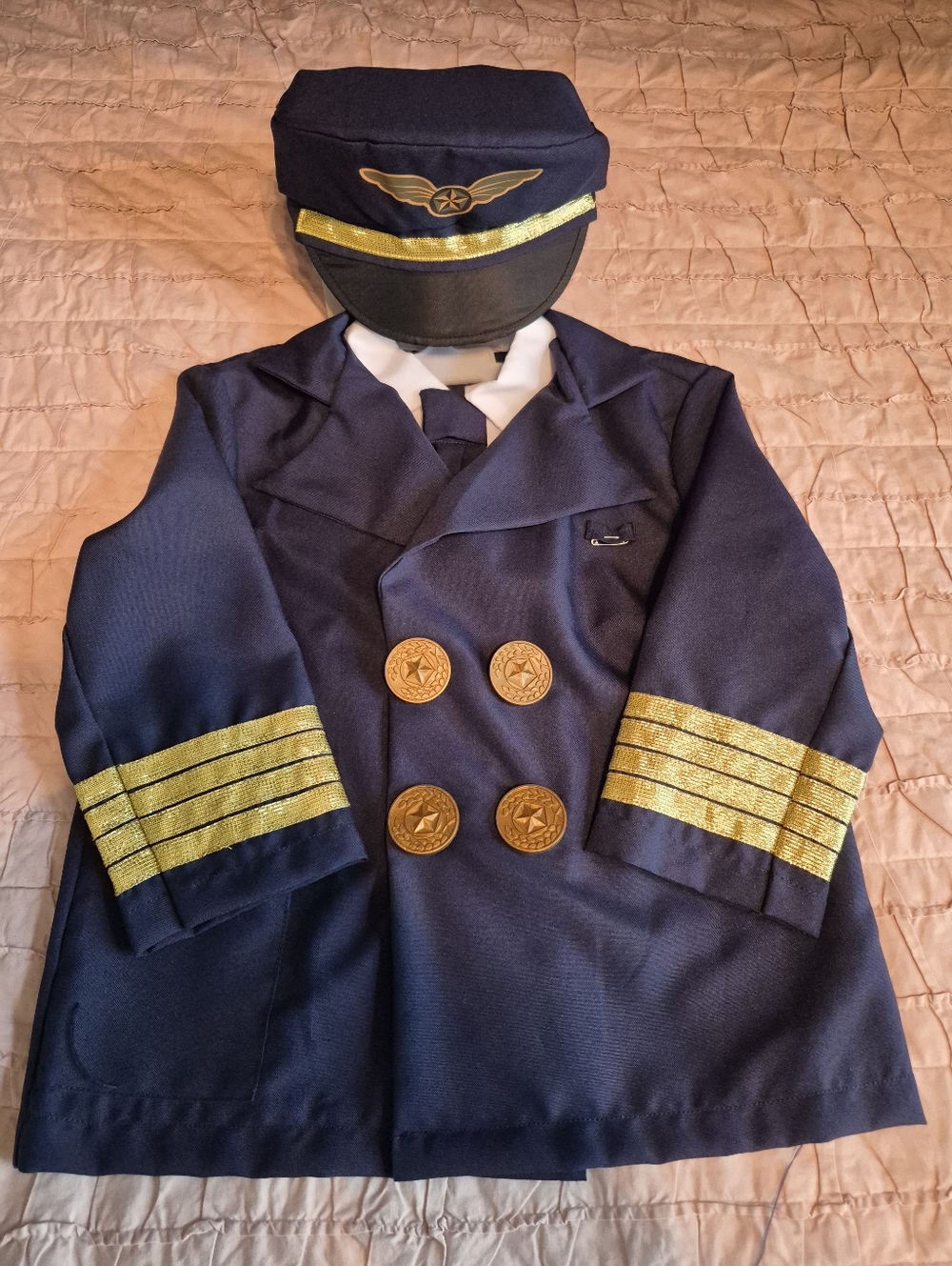 Melissa & Doug Child's Pilot Uniform Jacket/Cap/Tie in Navy & Gold